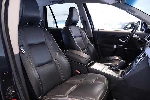 Volvo XC90 16 of 18