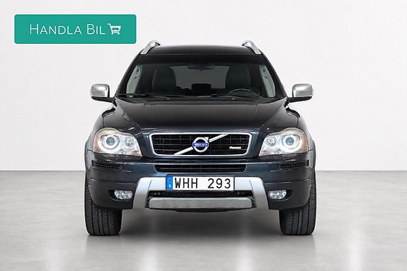Volvo XC90 2 of 18