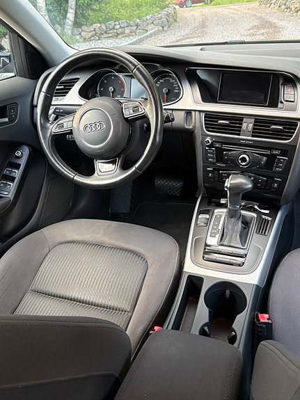 Audi A4 11 of 12