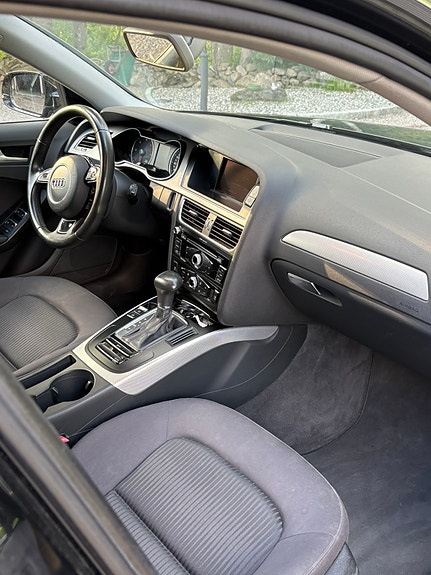 Audi A4 9 of 12