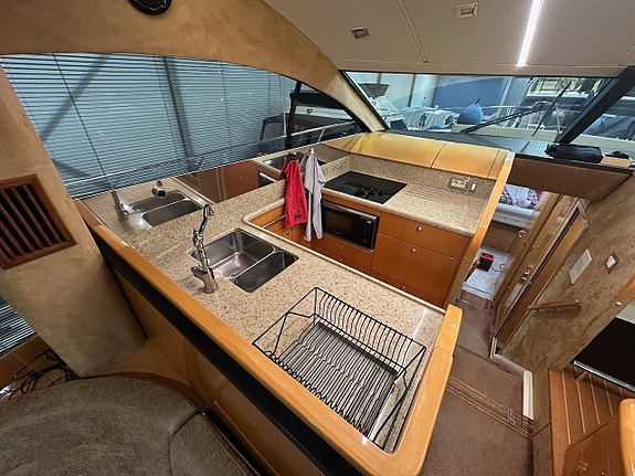 Fairline Phantom 50, 2002 12 of 12
