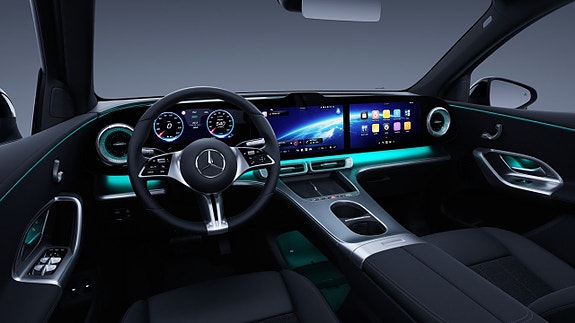 Mercedes-Benz GLC300 10 of 16
