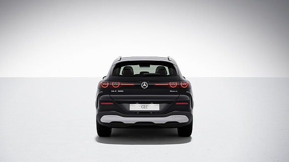 Mercedes-Benz GLC300 4 of 16