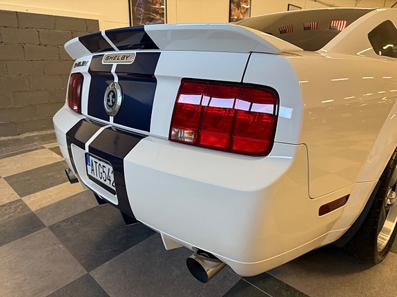 Ford Mustang 22 of 30
