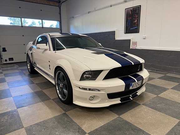 Ford Mustang 2 of 30
