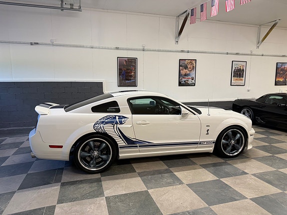Ford Mustang 14 of 30