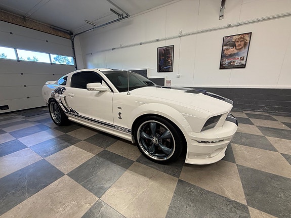 Ford Mustang 6 of 30