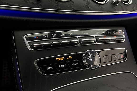 Mercedes-Benz E220 19 of 26