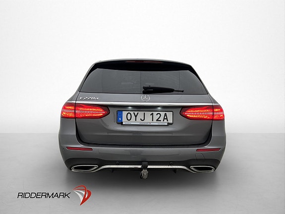 Mercedes-Benz E220 6 of 26