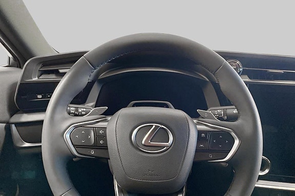 Lexus RZ350e 10 of 10