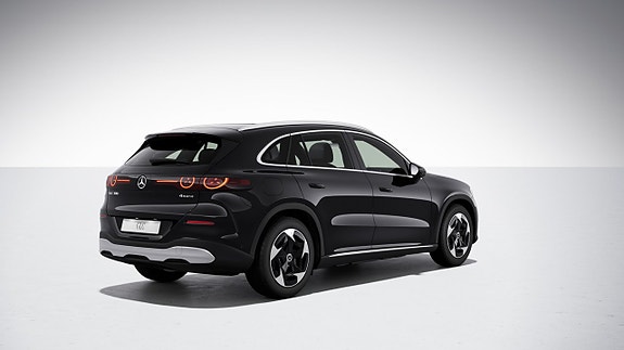 Mercedes-Benz GLC300 3 of 16
