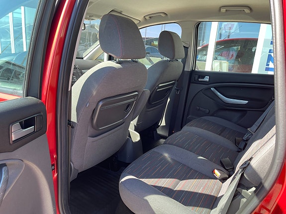 Ford C-Max 12 of 25