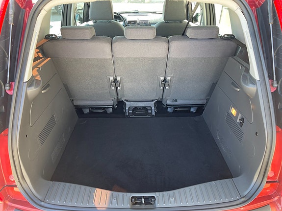 Ford C-Max 13 of 25