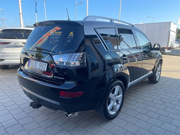 Mitsubishi Outlander 5 of 16
