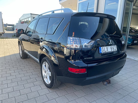 Mitsubishi Outlander 7 of 16