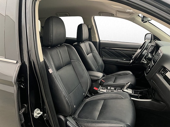 Mitsubishi Outlander 24 of 30