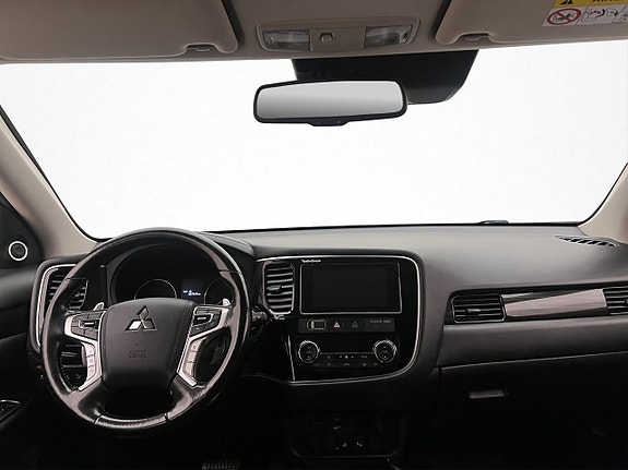 Mitsubishi Outlander 14 of 30