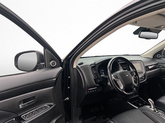 Mitsubishi Outlander 11 of 30