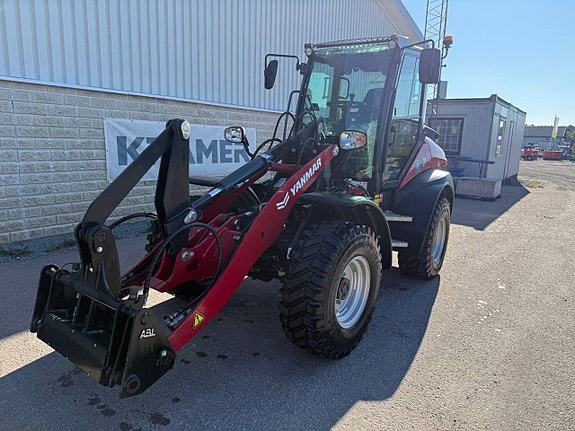 Yanmar V7 / lastmaskin / 4.250kg 5 of 12