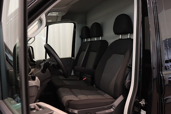 Volkswagen Crafter 6 of 16