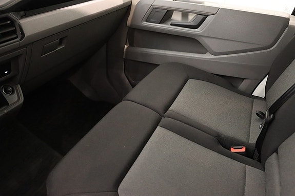 Volkswagen Crafter 16 of 16