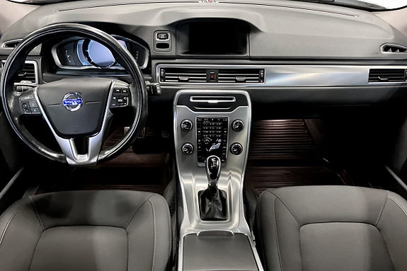 Volvo XC70 4 of 9