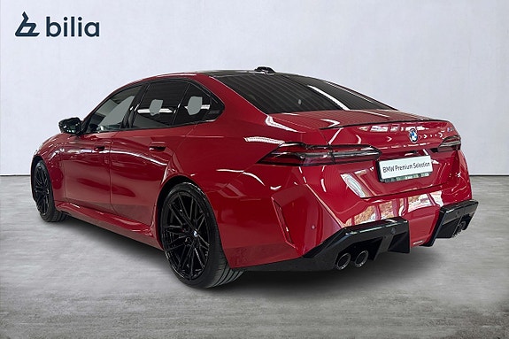 BMW M5 2 of 23