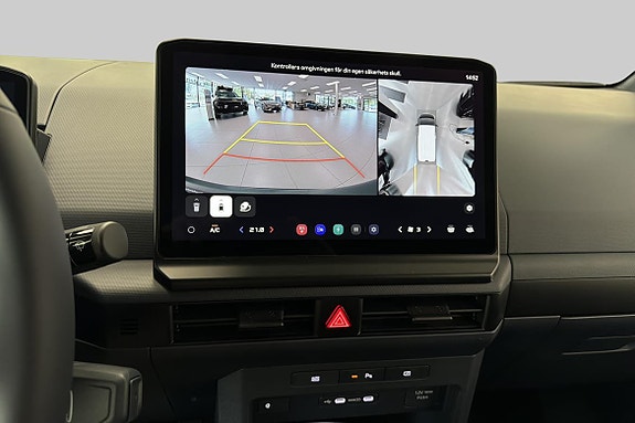 Kia PV5 12 of 17