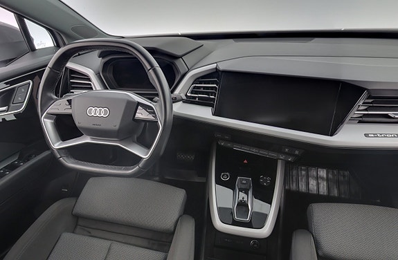 Audi Q4 e-tron 15 of 29