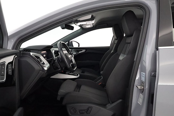 Audi Q4 e-tron 10 of 29