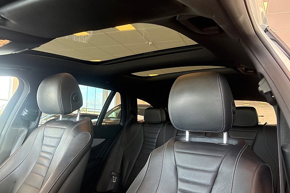 Mercedes-Benz E220 24 of 26