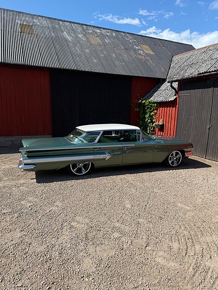 Chevrolet Impala 2 of 13