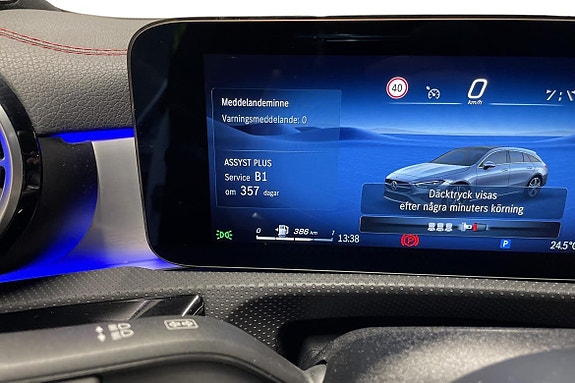 Mercedes-Benz CLA200 14 of 24