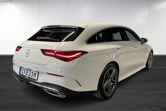 Mercedes-Benz CLA200 4 of 24