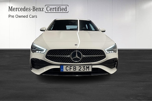 Mercedes-Benz CLA200 2 of 24