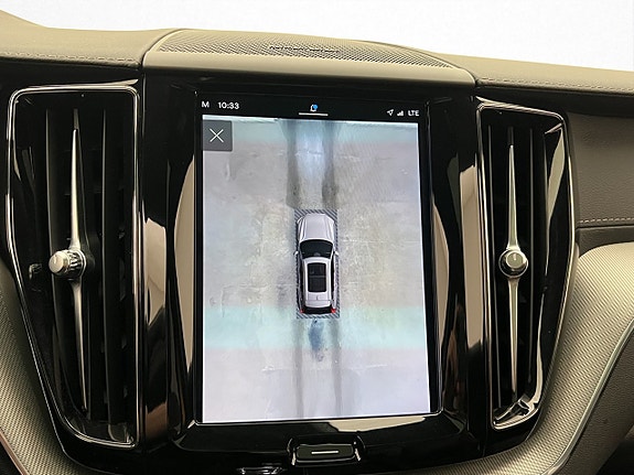 Volvo XC60 22 of 30