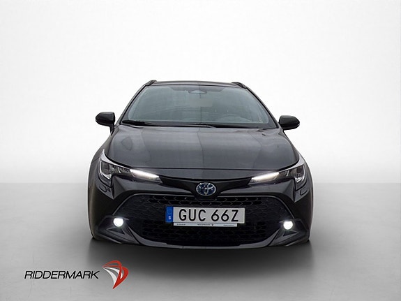 Toyota Corolla 2 of 28