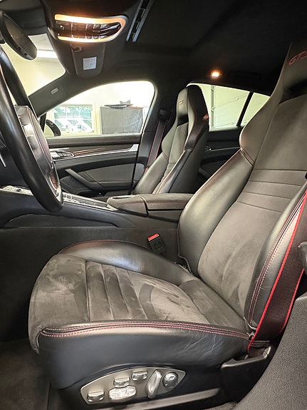 Porsche Panamera GTS 5 of 11