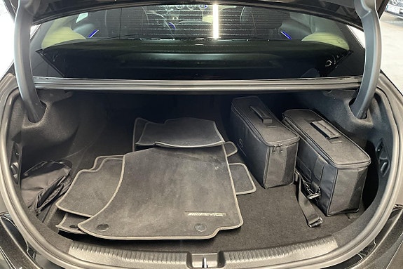 Mercedes-Benz C300 e 19 of 20