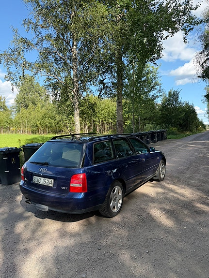 Audi A4 4 of 8