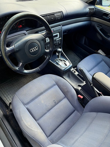 Audi A4 7 of 8