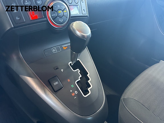 Toyota Verso 14 of 16