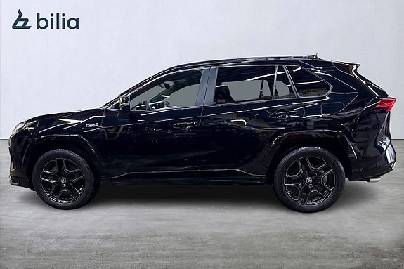 Toyota RAV4 Plug-in Hybrid 4 of 22