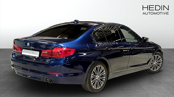 BMW 530e 2 of 12