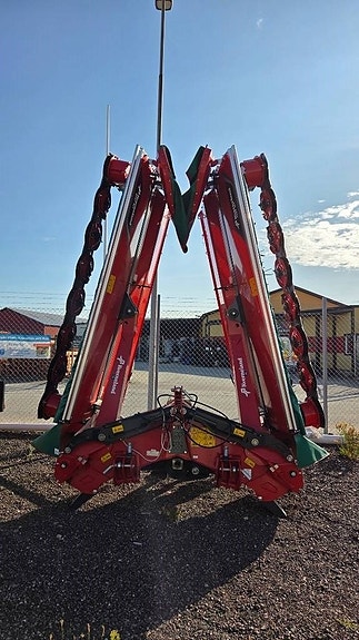 Kverneland 5087 MT