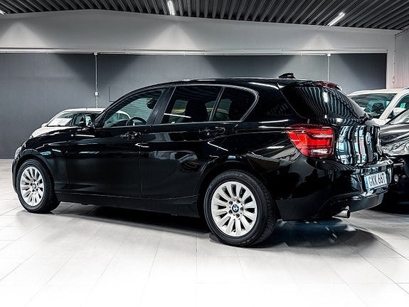 BMW 120d 5 of 17