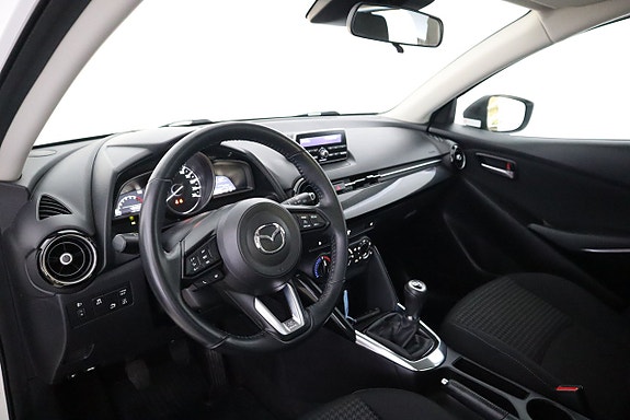 Mazda 2 9 of 17