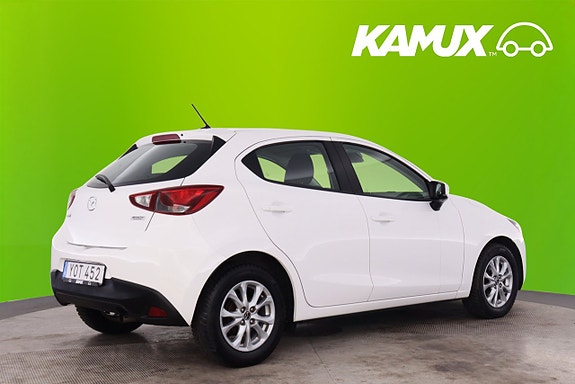 Mazda 2 2 of 17