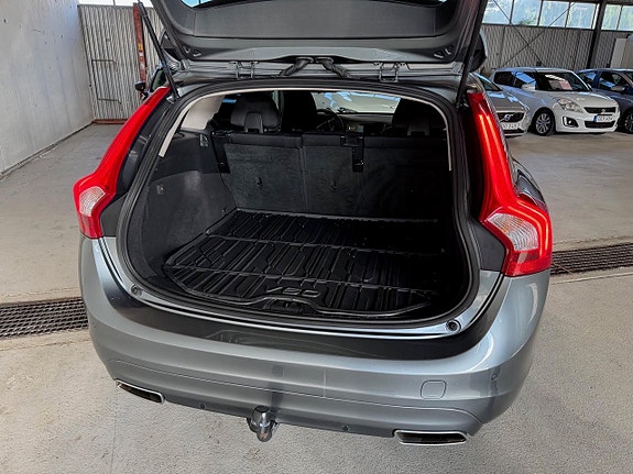 Volvo V60 10 of 21