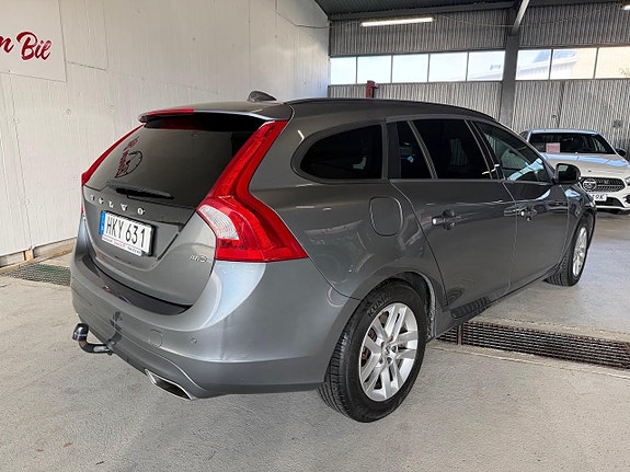 Volvo V60 5 of 21